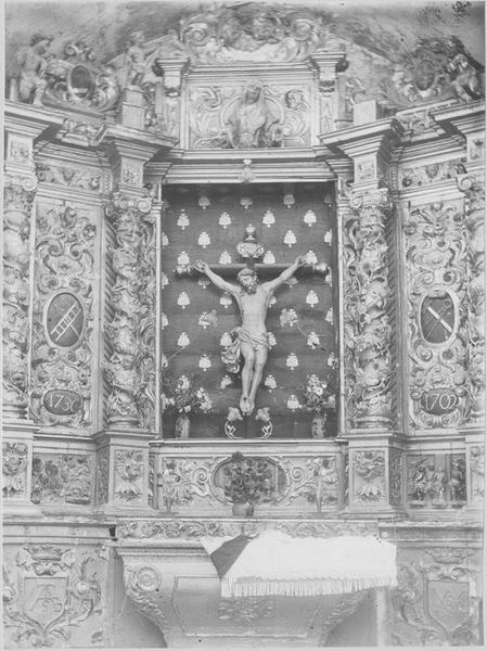 retable du Christ en croix, vue partielle - © Ministère de la Culture (France), Médiathèque du patrimoine et de la photographie, diffusion RMN-GP