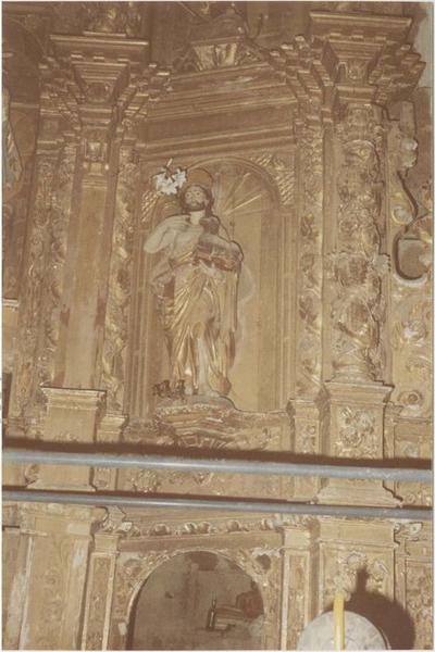 statue du retable du maître-autel : Saint Jean-Baptiste, vue générale