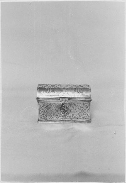 Coffret aux saintes huiles (chrémeau), vue générale