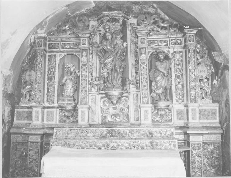 retable de la Vierge, gradins d'autel, 3 statues : Vierge à l'Enfant, Vierge à l'Enfant, saint Jean-Baptiste, vue générale