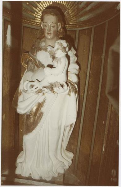 retable du maître-autel, statue : Vierge à l'enfant, vue générale