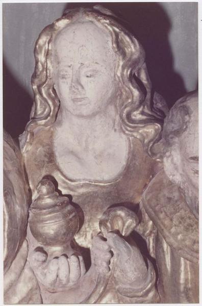 groupe sculpté : Mise au tombeau, Marie-Madeleine, détail