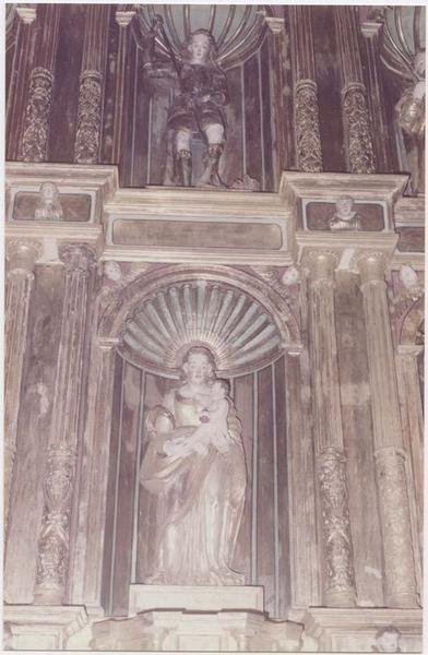 statue : Vierge à l'enfant, vue générale