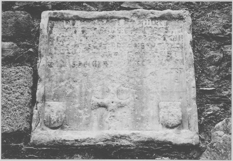 inscription funéraire de Bernard, tisserand et sa femme Sibylle, vue générale - © Ministère de la Culture (France), Médiathèque du patrimoine et de la photographie, diffusion RMN-GP