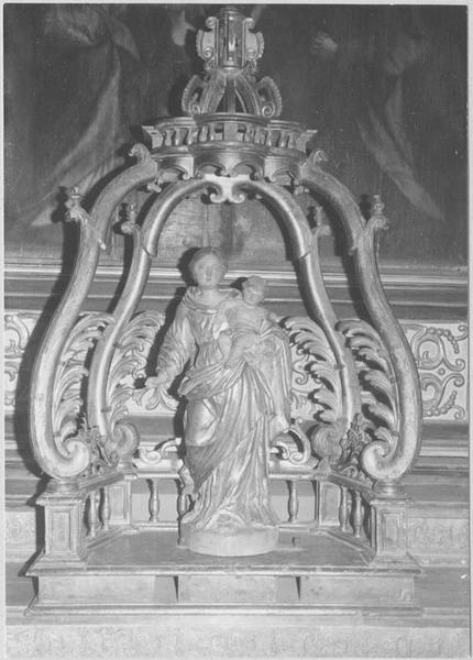 statue de procession, dais de procession dite Notre-Dame-du-rosaire : Vierge à l'Enfant, vue générale