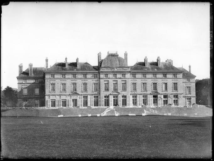 Château de Sourches