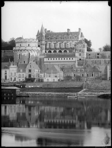 Ensemble nord en bordure de la Loire