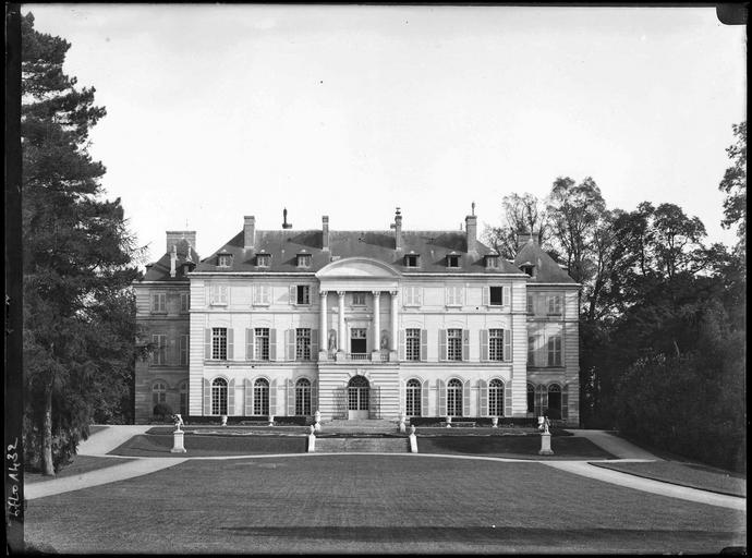 Façade sur parc