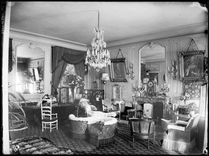 Intérieur : décoration d'un salon