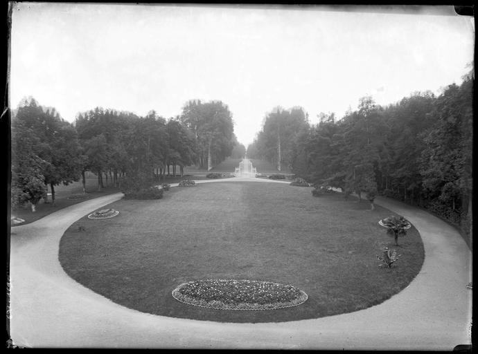 Parc : parterre circulaire