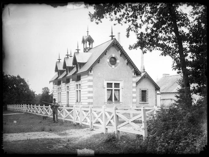 Pavillon de chasse, chasseur