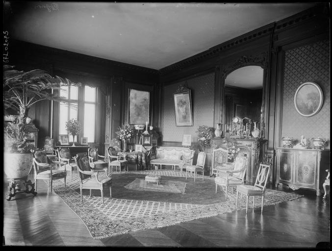 Intérieur : décoration d'un salon