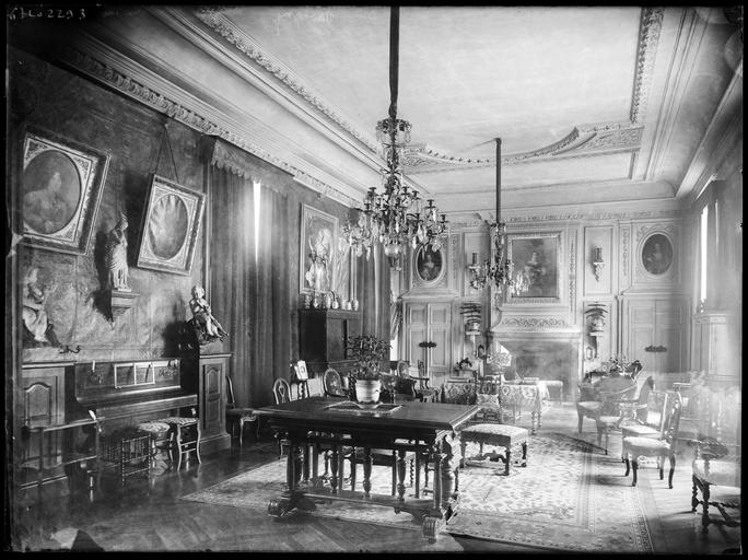 Intérieur : salle à manger