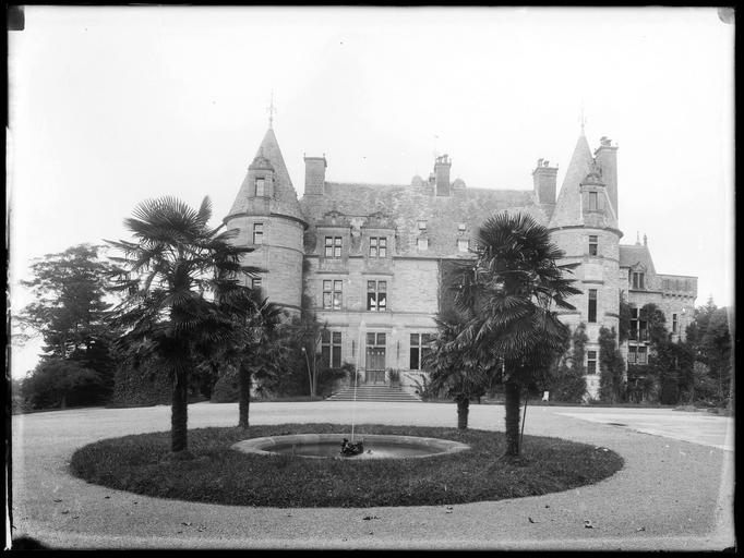 Façade principale sur parc