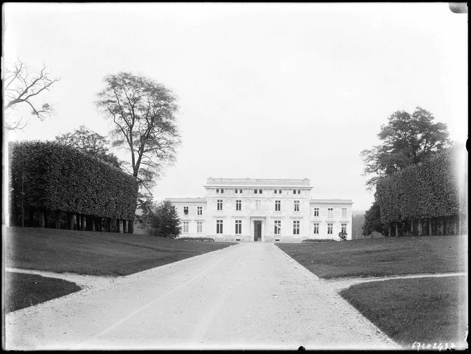 Façade sur parc