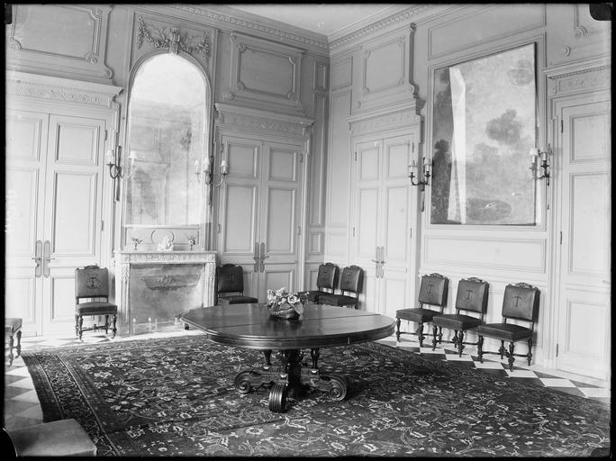 Intérieur : salle à manger