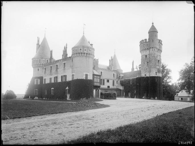 Façades sur cour d'honneur