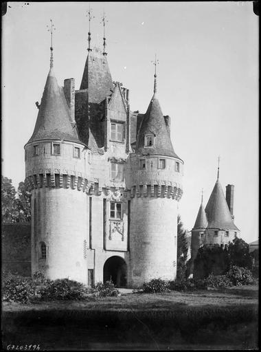 Châtelet d'entrée