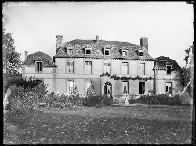 Façade sur parc, couple