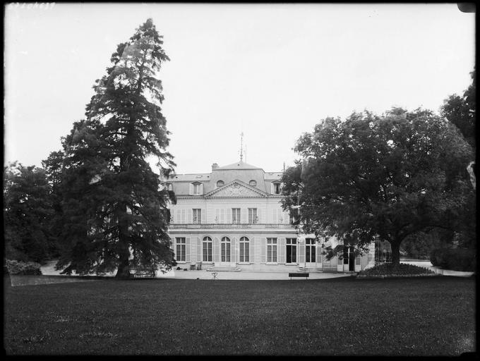 Façade sur parc