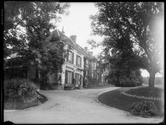 Façade sur parc vue en perspective