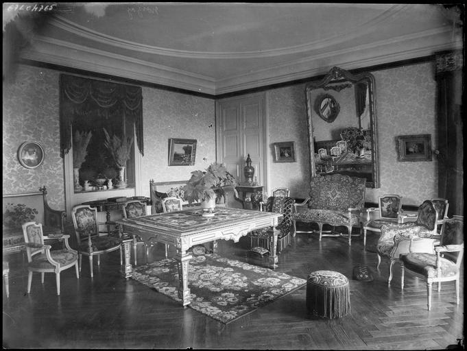 Intérieur : décoration de la salle à manger