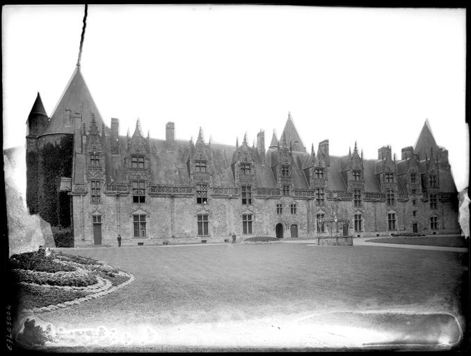 Façade sur cour