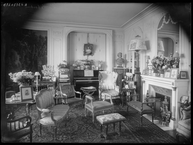 Intérieur : décoration d'un salon