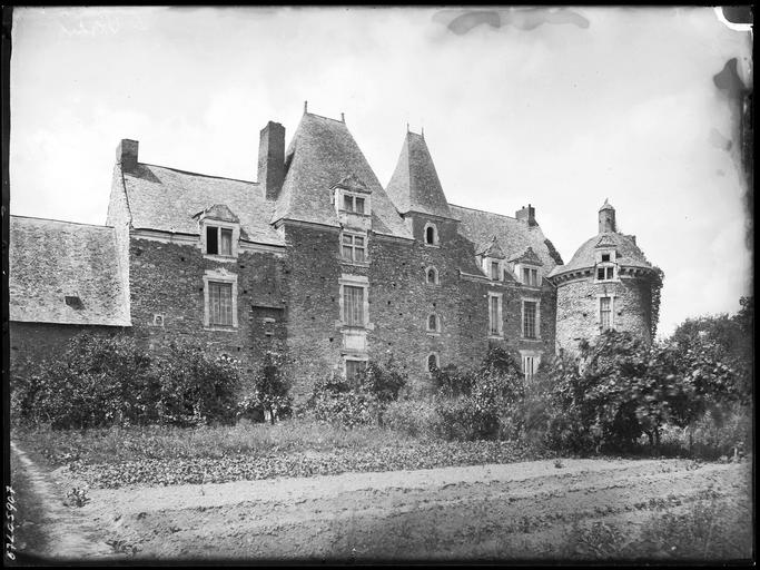 Façade sur parc, tour