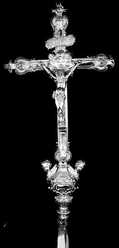 Croix processionnelle en argent, avers