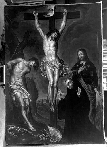 Christ en croix entre saint Sébastien, un personnage dit Christ des lépreux et un abbé, peinture sur toile