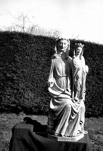 Groupe sculpté : sainte Anne et la Vierge - © Ministère de la Culture (France), Médiathèque du patrimoine et de la photographie, diffusion RMN-GP