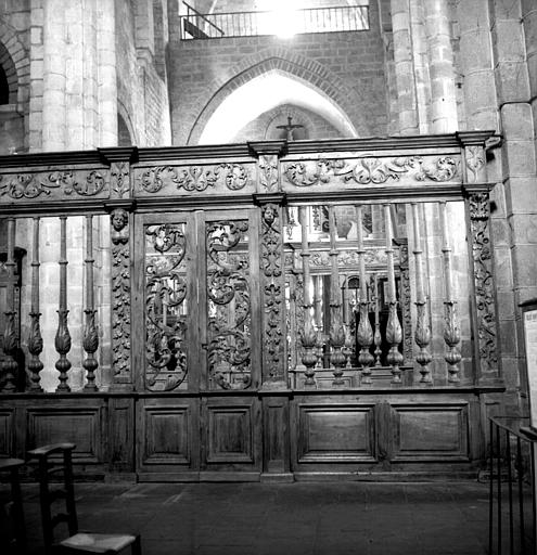 côté nord, face nord. Clôture du choeur en bois sculpté, côté nord, face nord