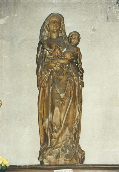 statue : Vierge à l'Enfant