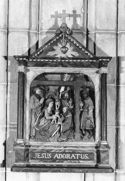 relief, cadre : l'Adoration des mages