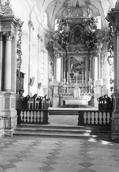 Autel, retable, 3 tableaux : Notre-Dame du Mont Carmel remettant au bienheureux Simon stock le scapulaire, Adoration des Mages, Apothéose de saint Maurice (maître-autel dit de saint Maurice)