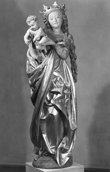 Statue : Vierge à l'Enfant