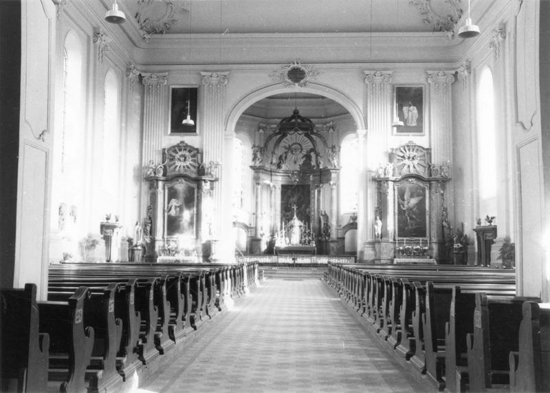 autels (2), retables (2), tableaux (2) (autels secondaires) : Annonciation (de l'), saint Michel (vue générale) - © Ministère de la Culture (France), Médiathèque du patrimoine et de la photographie (objets mobiliers), tous droits réservés