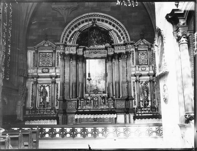 Autel, tabernacle, retable, tableau : le Martyre de saint Laurent, 2 statues : Vierge à l'Enfant, saint Joseph