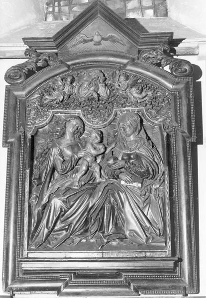 bas-relief : la Sainte Parenté - © Ministère de la Culture (France), Médiathèque du patrimoine et de la photographie (objets mobiliers), tous droits réservés