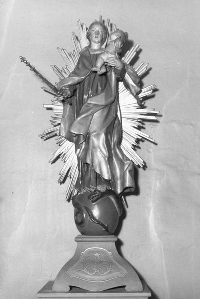 Statue de procession : Vierge à l'Enfant