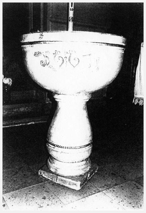 détail, fonts baptismaux, (photocopie numérisée)