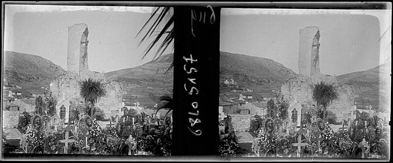 Vue prise du cimetière