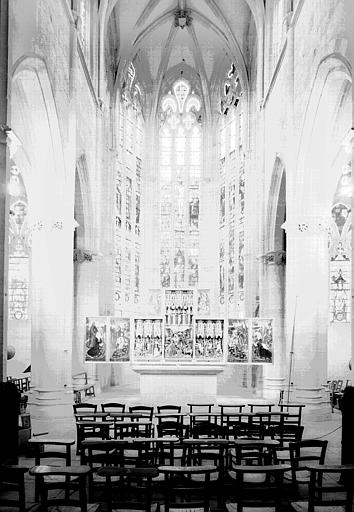 Ensemble du choeur avec la nouvelle présentation du retable