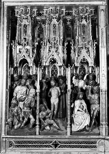 Retable de la Passion donné par Michel Chanzy en 1476, panneaux sculptés, peints et doré, Scènes de la Passion à droite