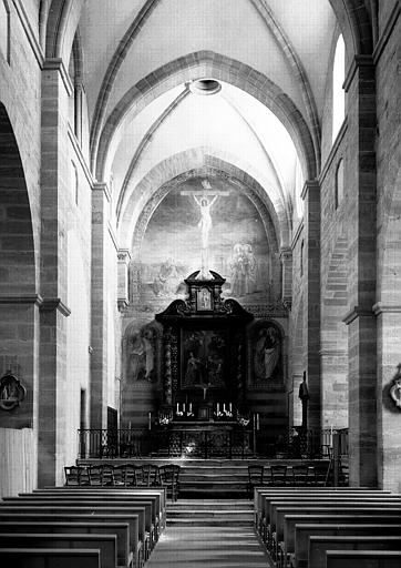 Choeur de l'église, ensemble vers l'est