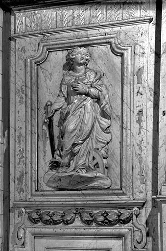 Statue sainte Catherine en bois du retable, du retable de la chapelle Notre-Dame