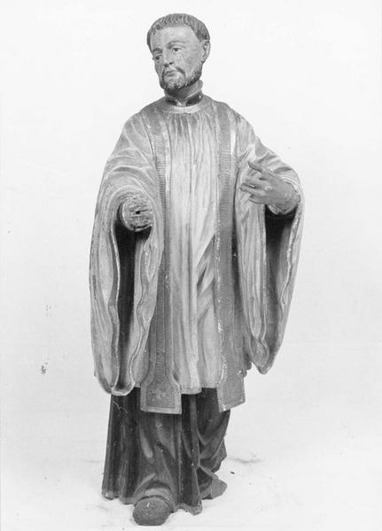 Statue : religieux prêcheur ou un saint jésuite