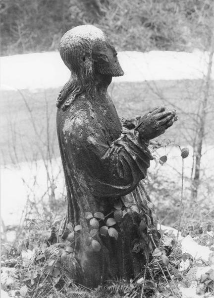 Statue : Christ en prière au mont des Oliviers