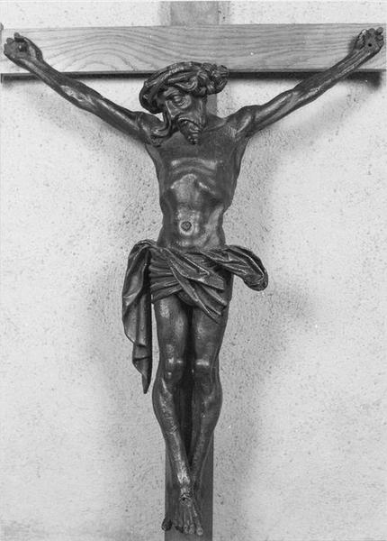 Croix : Christ en croix